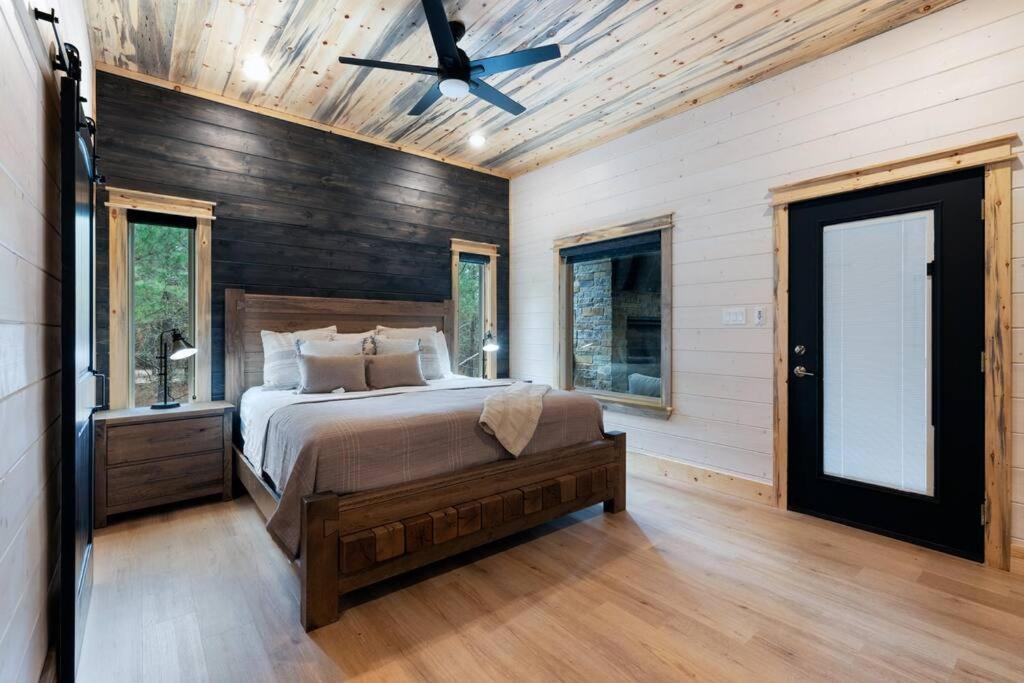 Lone Pine Lodge. Brand New! 2 Bedroom Luxury Cabin. Broken Bow Exterior photo