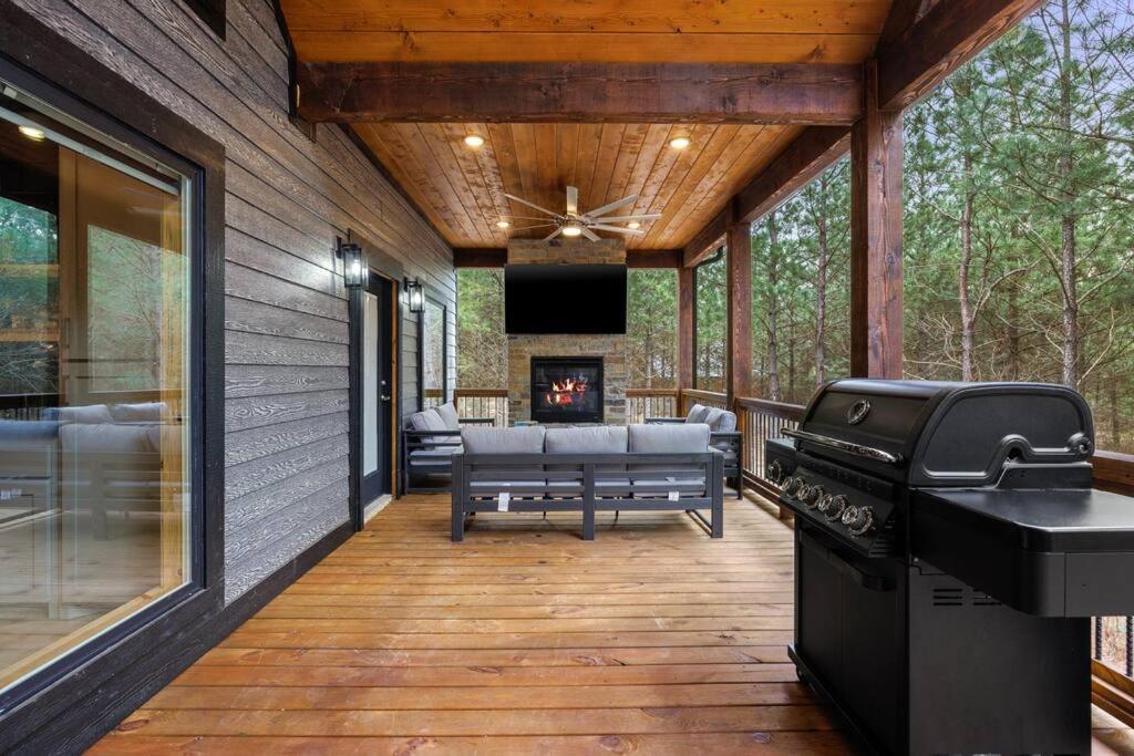 Lone Pine Lodge. Brand New! 2 Bedroom Luxury Cabin. Broken Bow Exterior photo