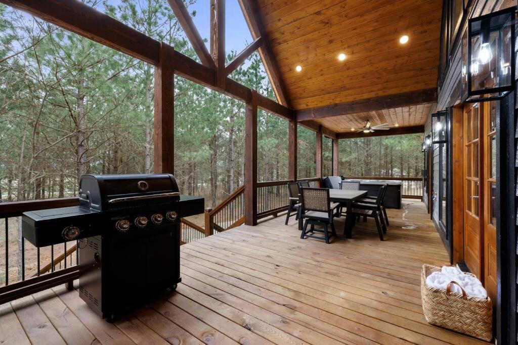 Lone Pine Lodge. Brand New! 2 Bedroom Luxury Cabin. Broken Bow Exterior photo