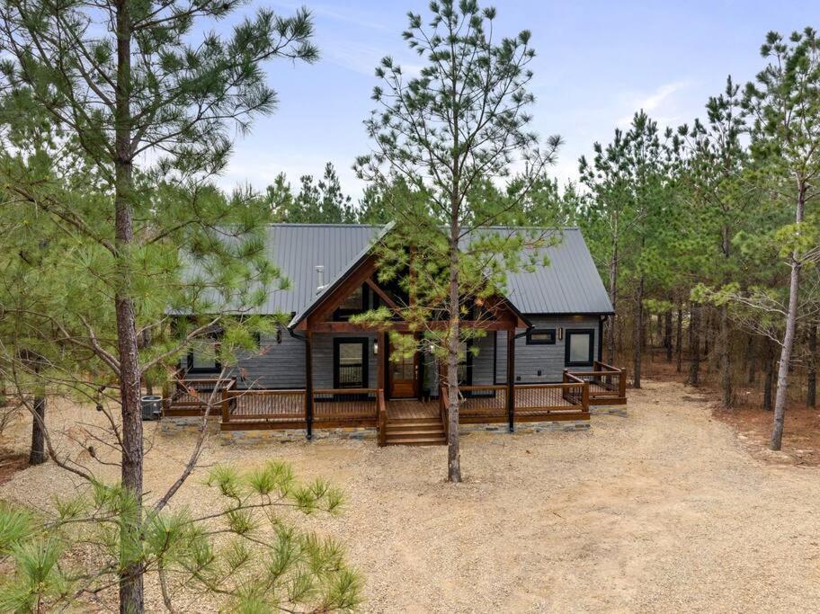 Lone Pine Lodge. Brand New! 2 Bedroom Luxury Cabin. Broken Bow Exterior photo